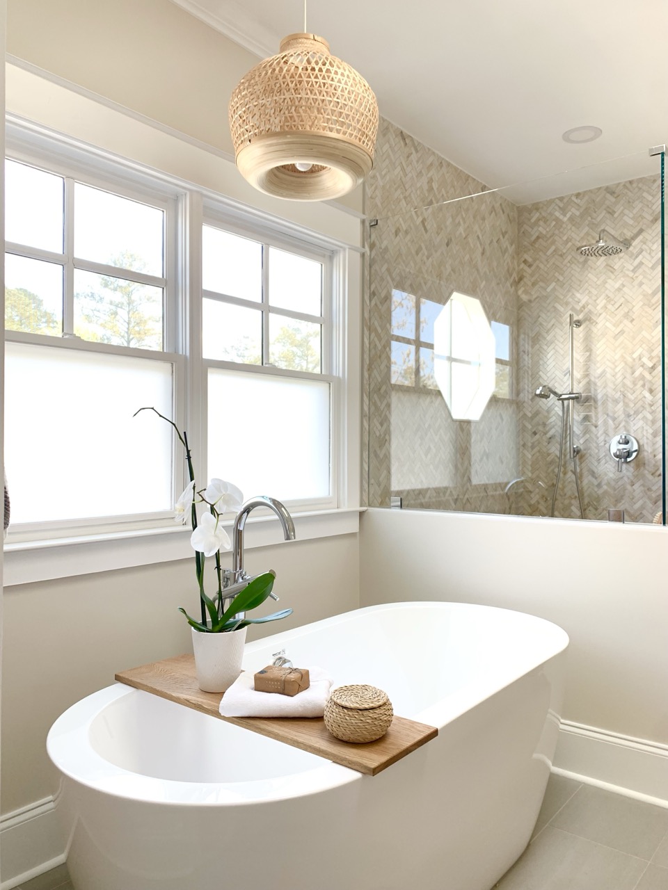 Master bathroom Large