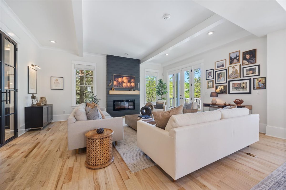 01-4412 Spring Cir-1